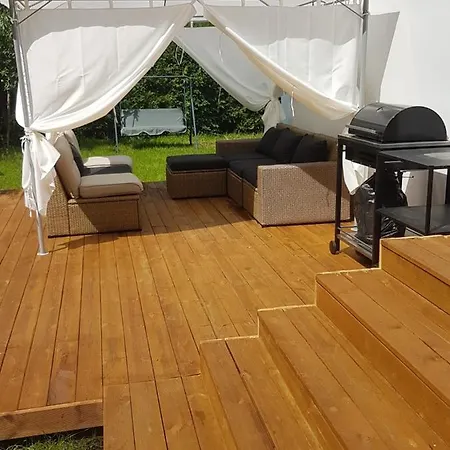 Biały Domek Pomiechówek Сasa de vacaciones Pomiechówek