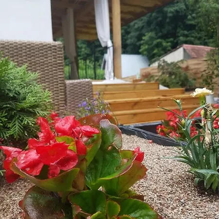 Сasa de vacaciones Biały Domek Pomiechówek